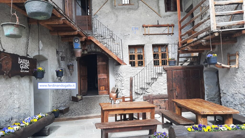 Agriturismo "Barbagust"-Mangiare A Cesana Torinese